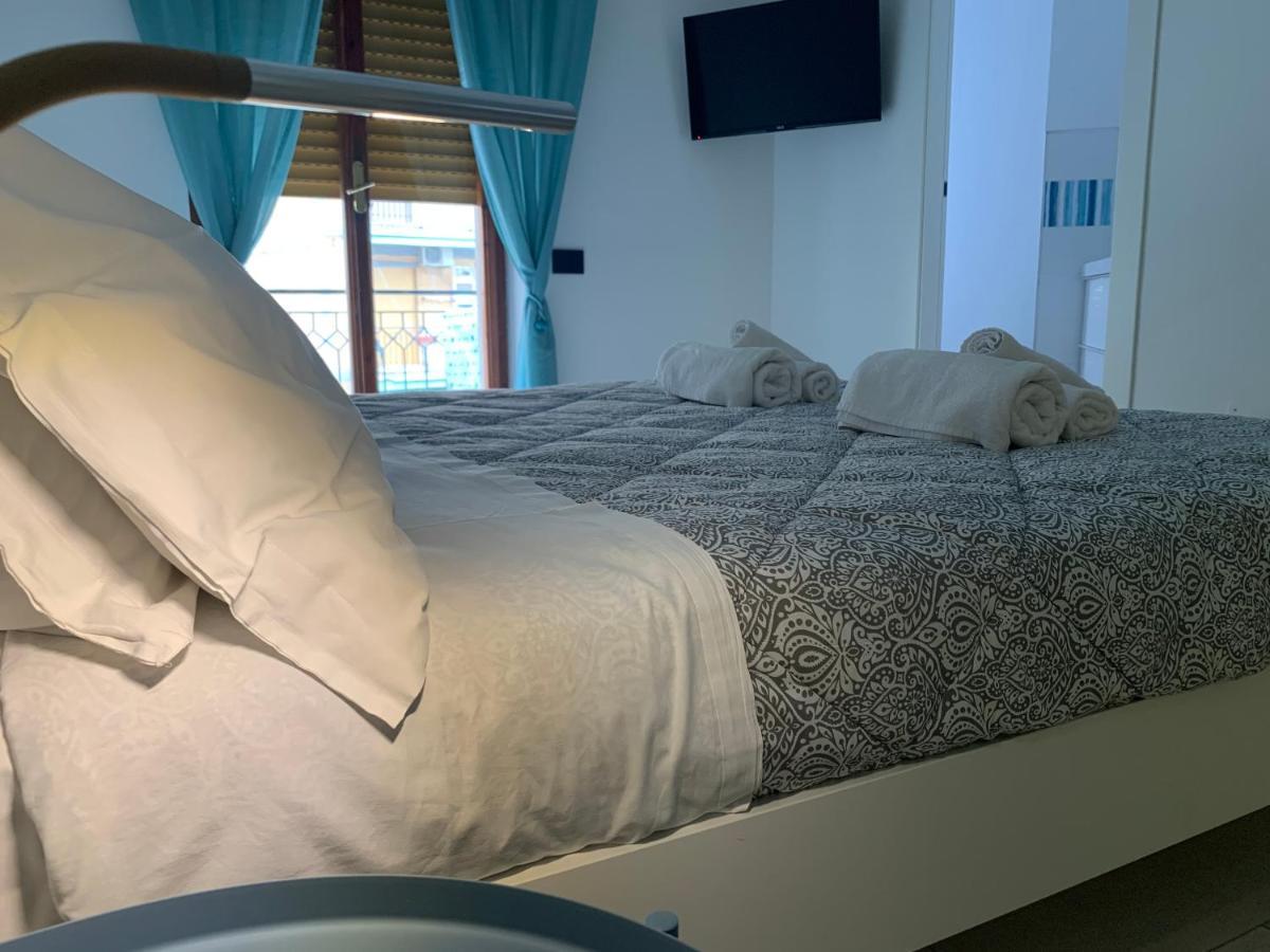 Alleria Holiday Home Salerno Esterno foto
